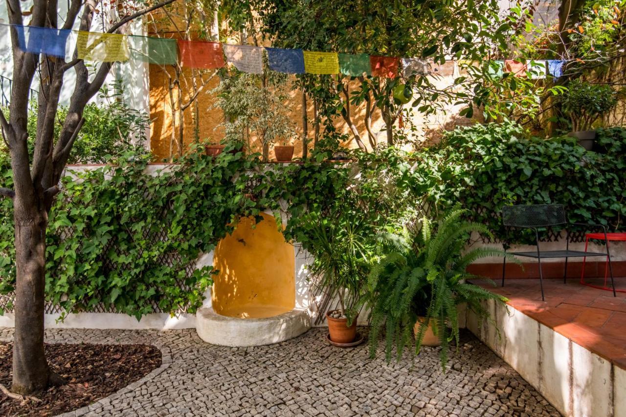 Lost Lisbon :: Avenida House Exterior foto